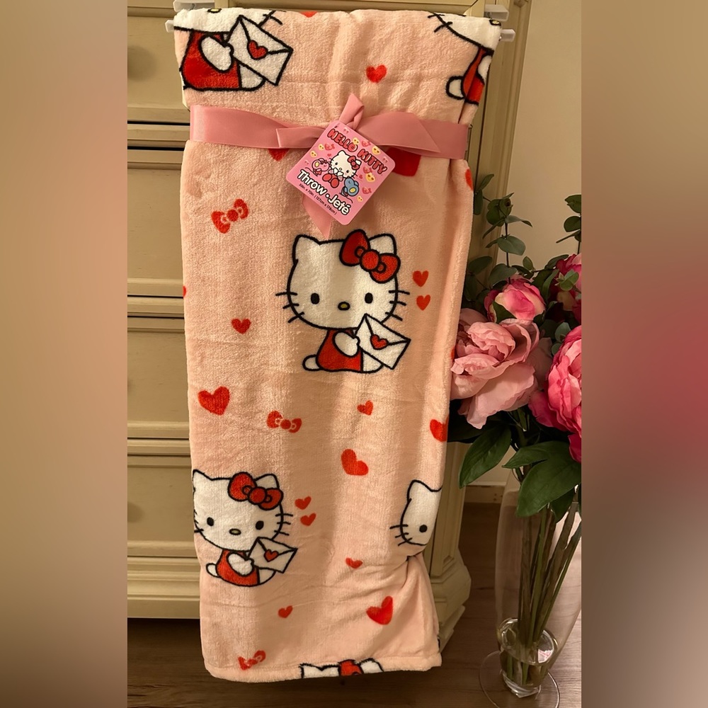 COPY - Hello Kitty Valentines Throw Blanket